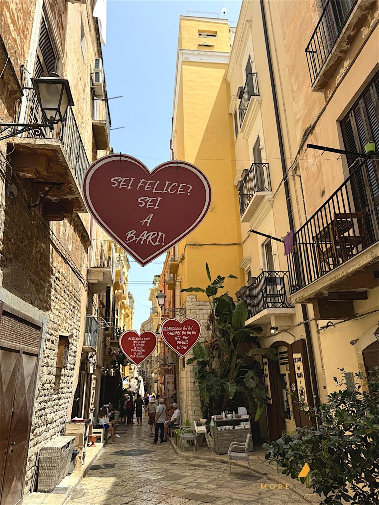 More Apartments The Castle Bari Exterior foto